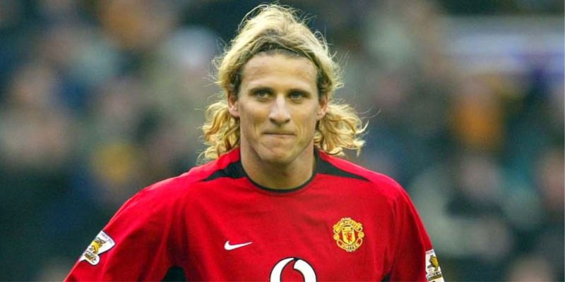 Những thành tích nổi bật trong sự nghiệp của cầu thủ Diego Forlán